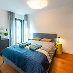 Crespi Terrace, Private Parking, A Few Steps From The Metro