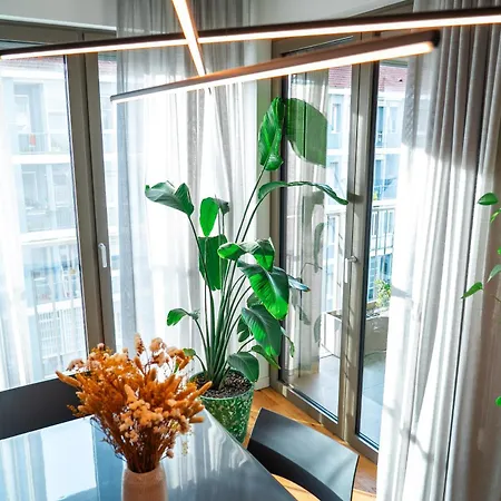 Crespi Terrace, Private Parking, A Few Steps From The Metro * Milan