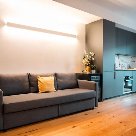 Crespi Terrace, Private Parking, A Few Steps From The Metro * Milan