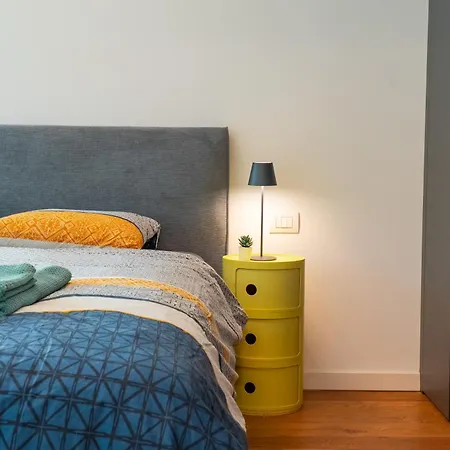 Crespi Terrace, Private Parking, A Few Steps From The Metro Apartment